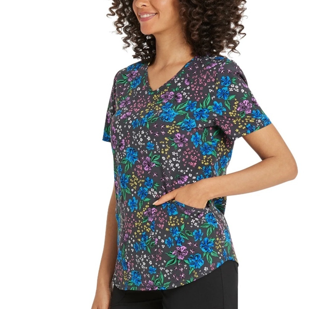 NEW Scrubstar Size 3XL Women's Flower Blooming Petals V-Neck Scrub Top - Picture 4 of 6